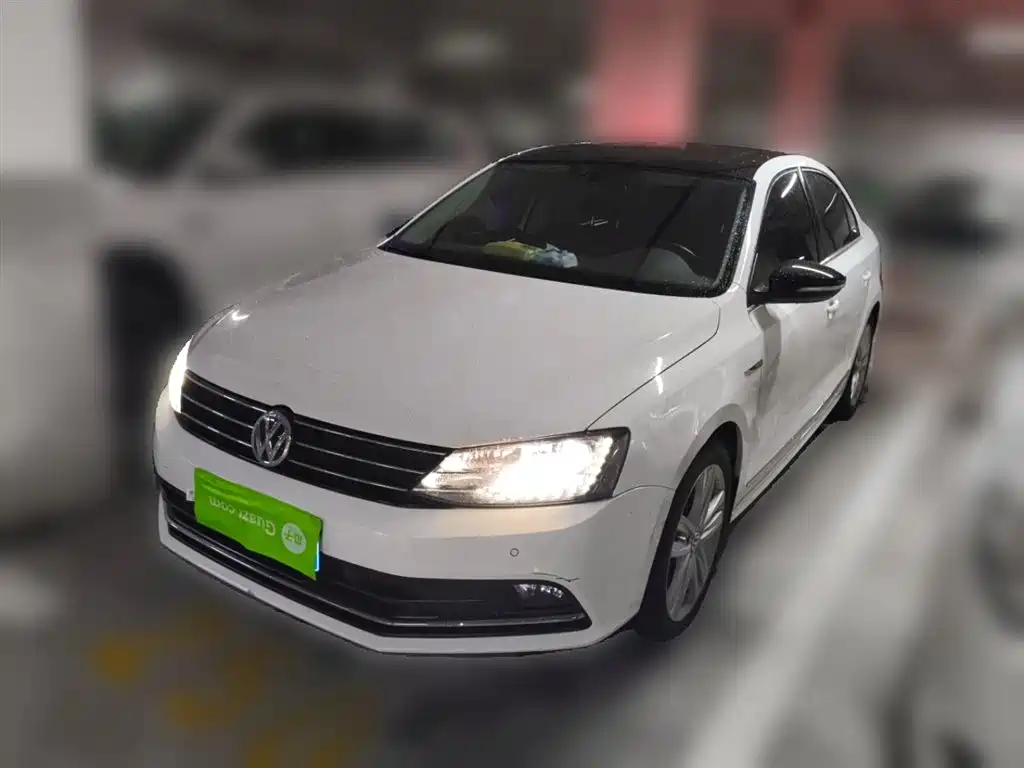 Volkswagen Sagitar 2017