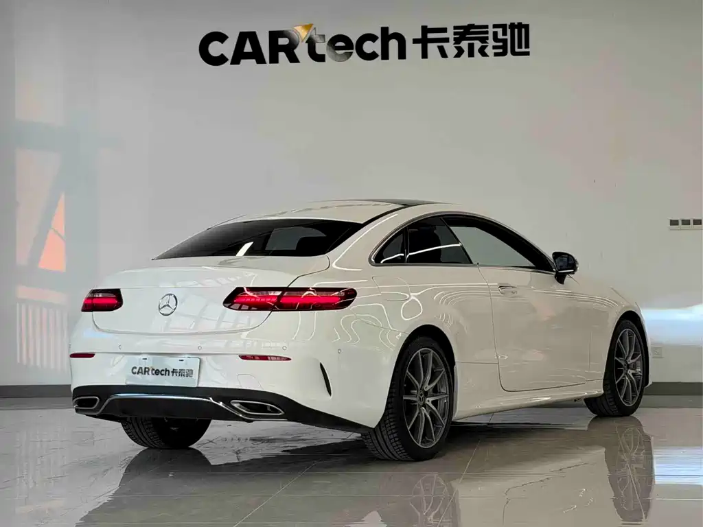 Mercedes-Benz E-Class (Import) — миниатюра 4