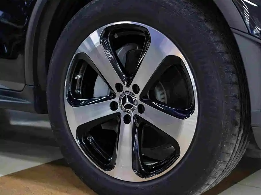 Mercedes-Benz GLC — миниатюра 13