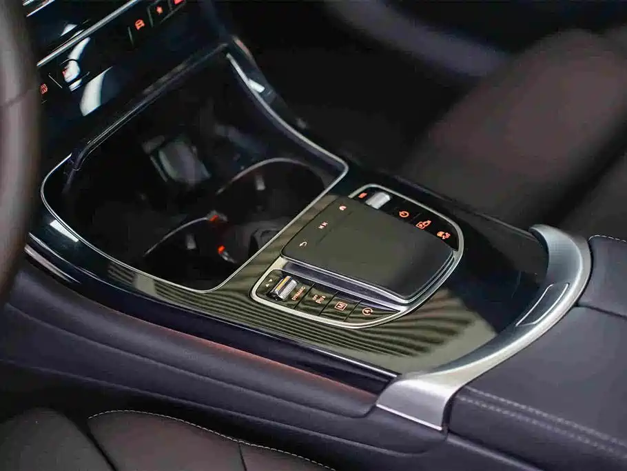 Mercedes-Benz GLC — миниатюра 6