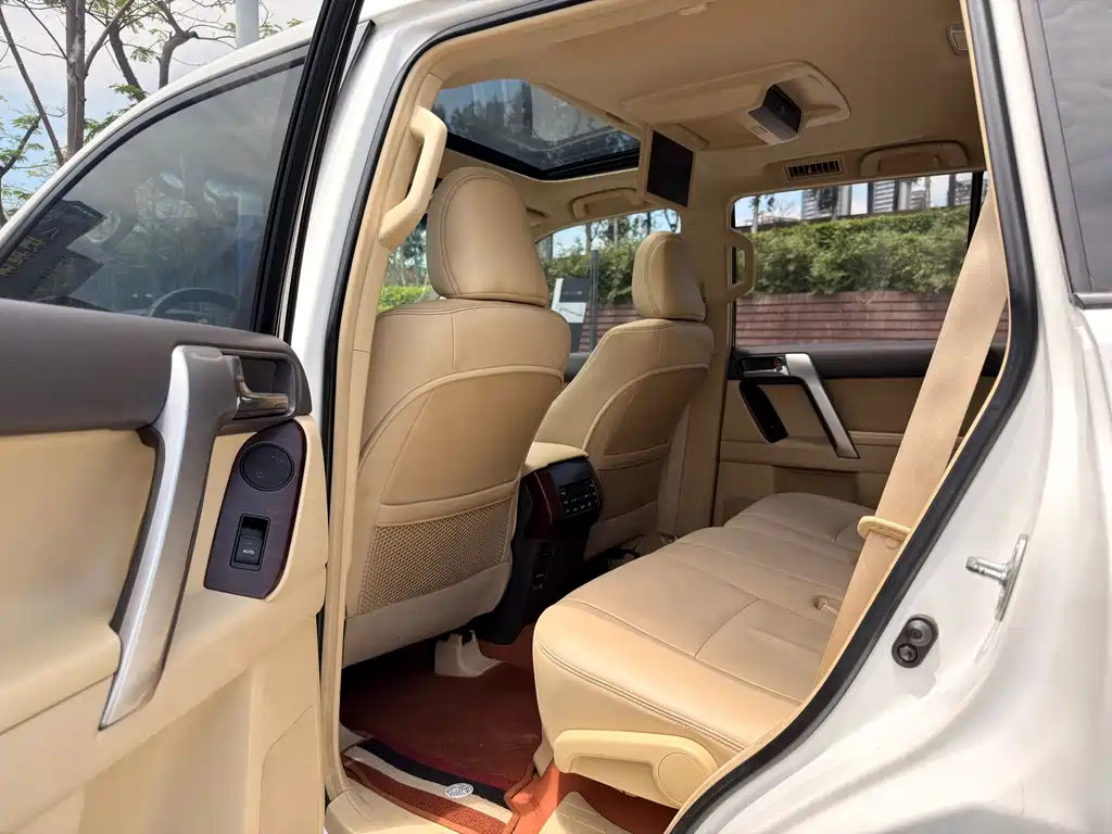 Toyota Land Cruiser Prado 2014 4.0L AT TX-L NAVI