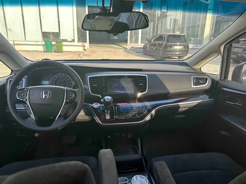 Honda Odyssey — миниатюра 3