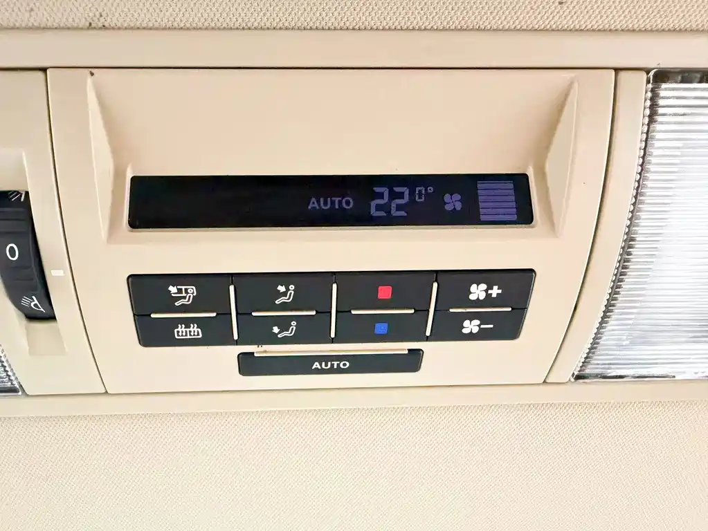 Volkswagen Multivan — миниатюра 14