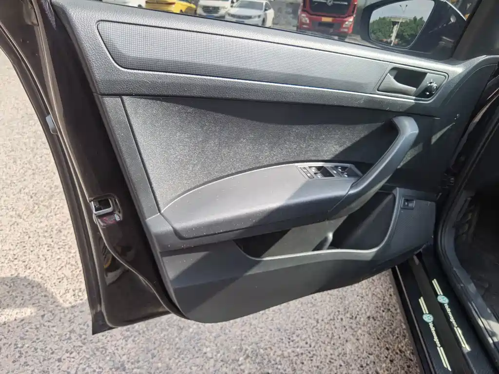 Volkswagen Santana — миниатюра 19