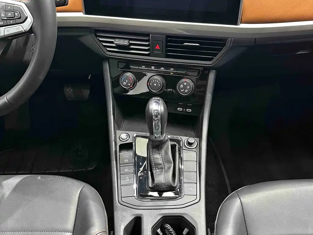Volkswagen Bora — миниатюра 12