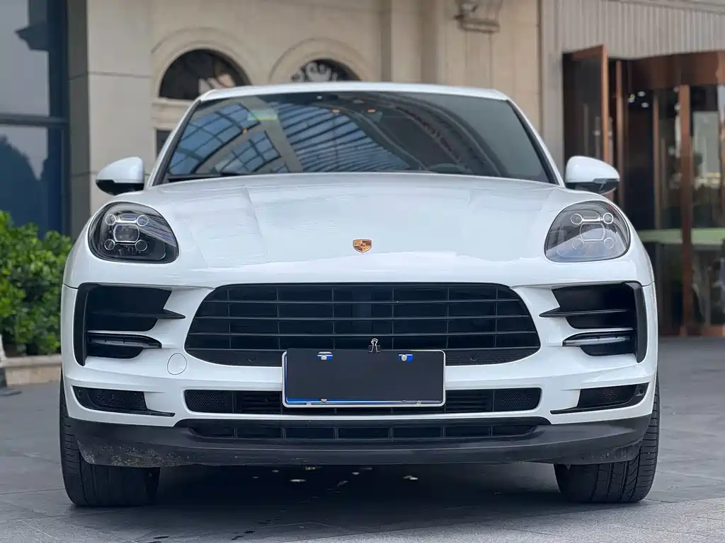 Porsche Macan — миниатюра 2
