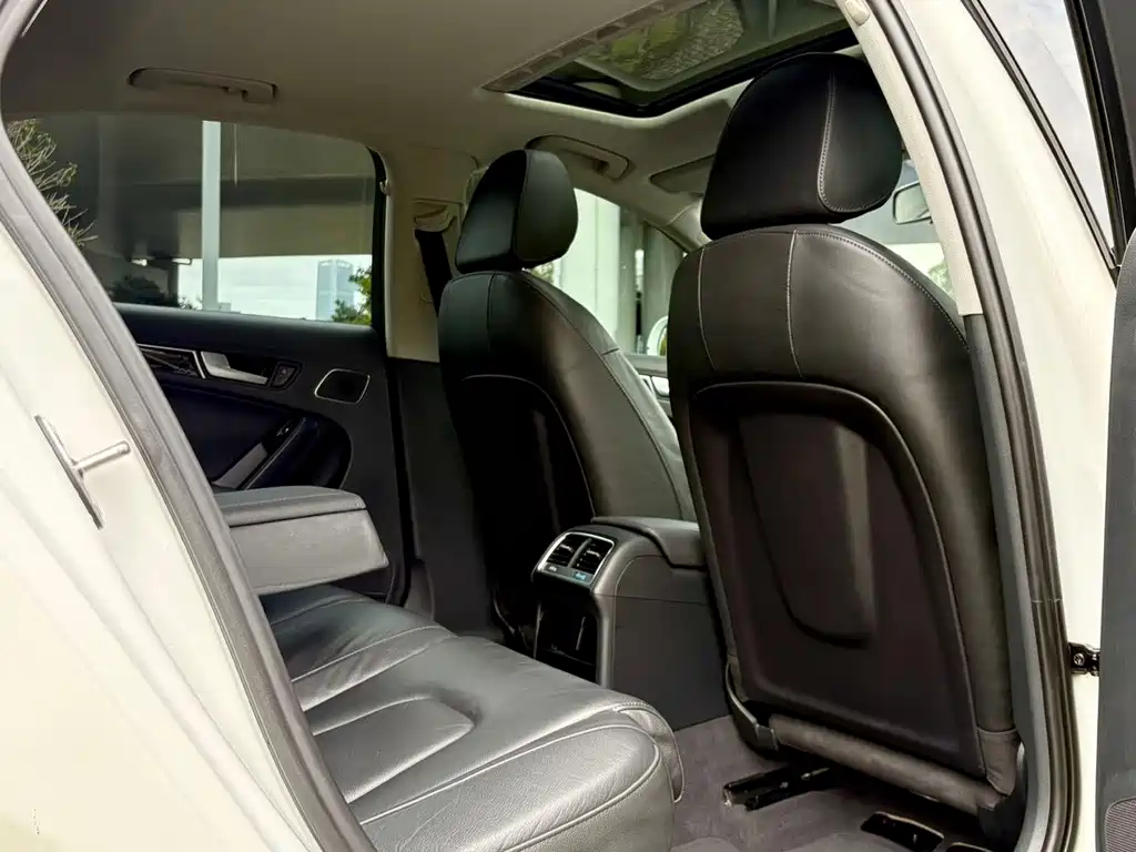 Audi A4L — миниатюра 12
