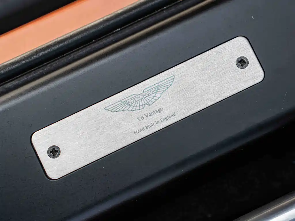 Aston Martin V8 Vantage 4.7L S Roadster, фото 20