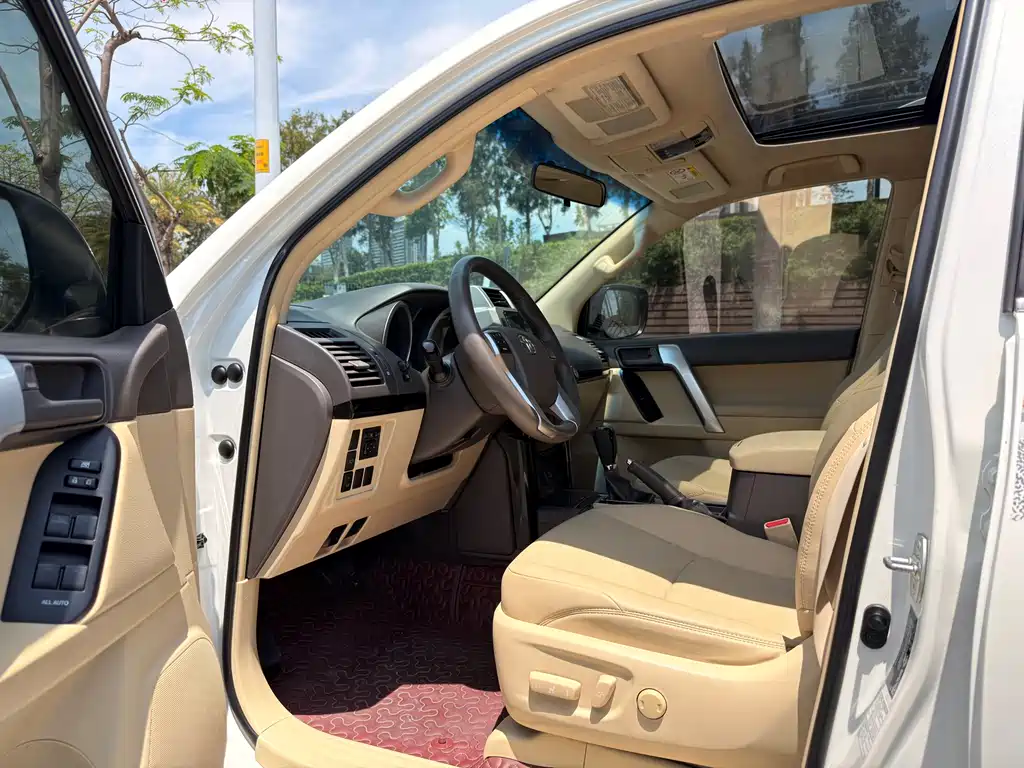 Toyota Land Cruiser Prado 2016 4.0L