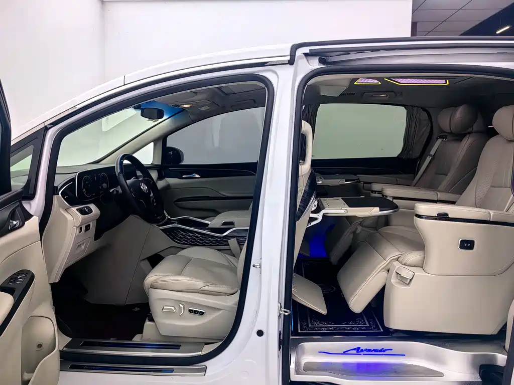 Buick GL8 2021 ES 653T Comfort