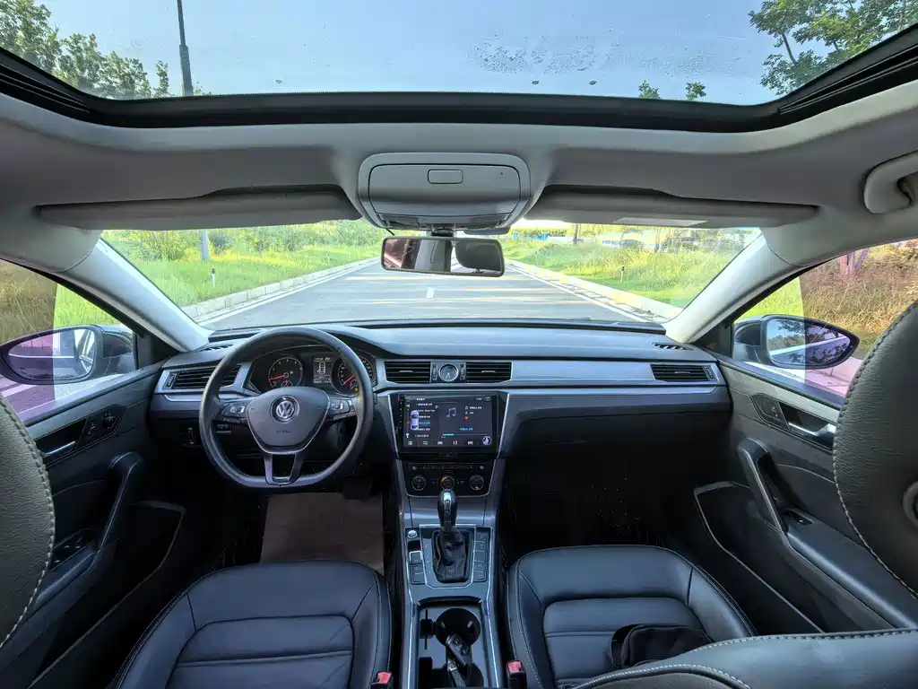 Volkswagen Passat — миниатюра 13