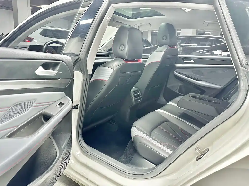 Volkswagen Lamando 2022 L 280TSI DSG