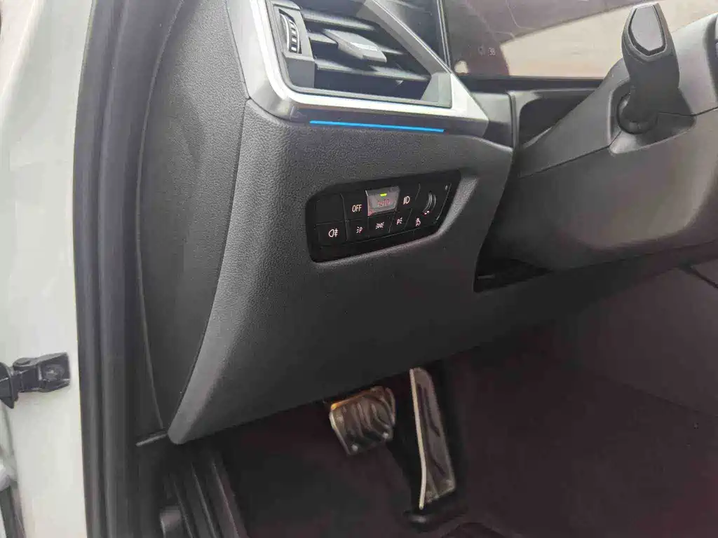 BMW i3 — миниатюра 8