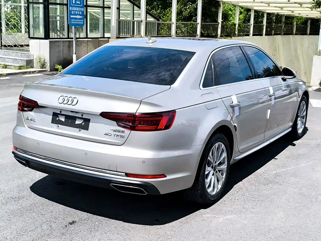 Audi A4L — миниатюра 25