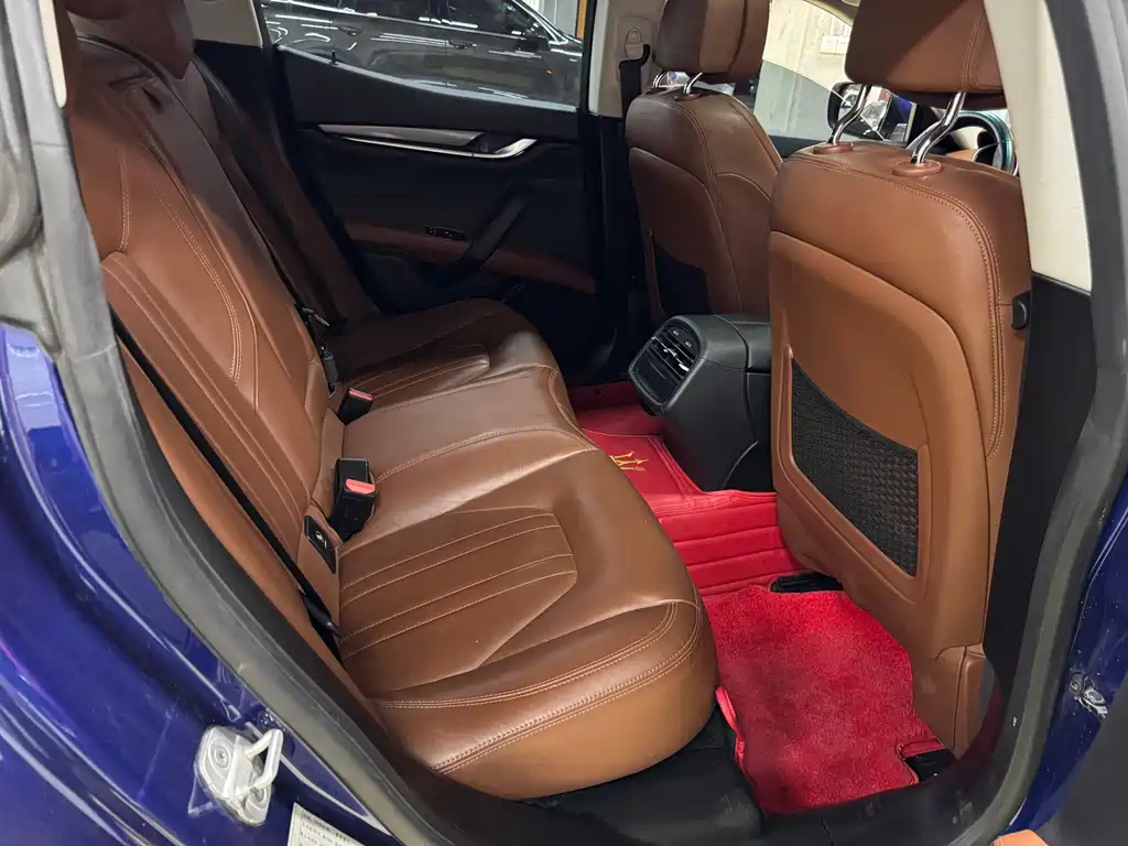 Maserati Ghibli 3.0T Standard Edition, фото 11