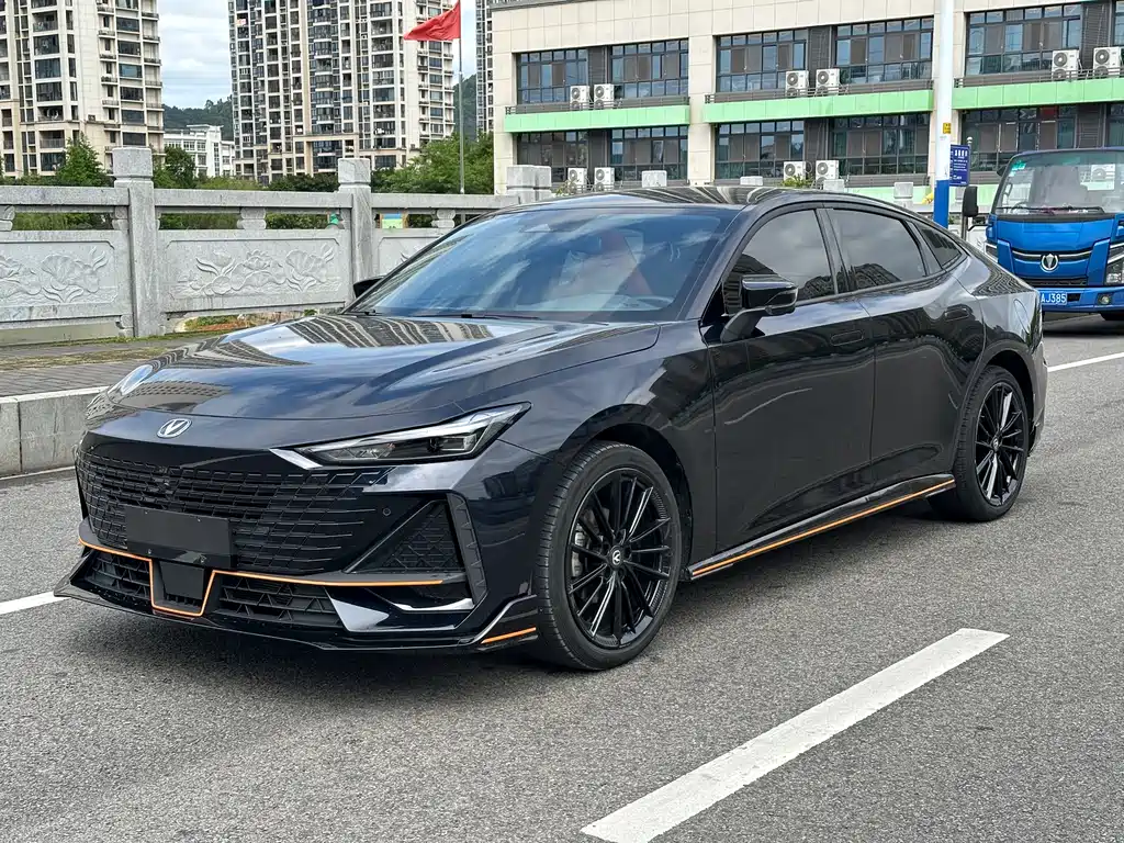 Changan UNI-V 2023