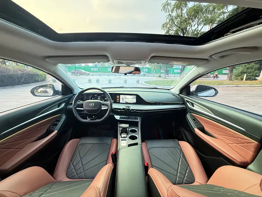 Changan Eado — миниатюра 7