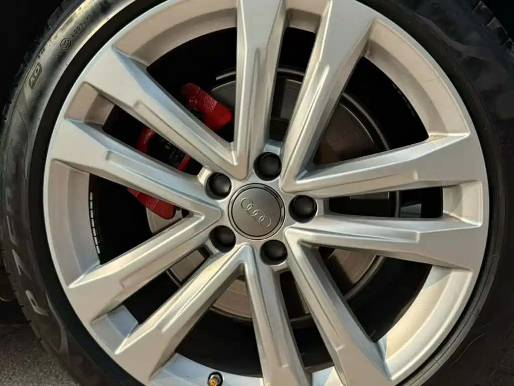 Audi A6L — миниатюра 6