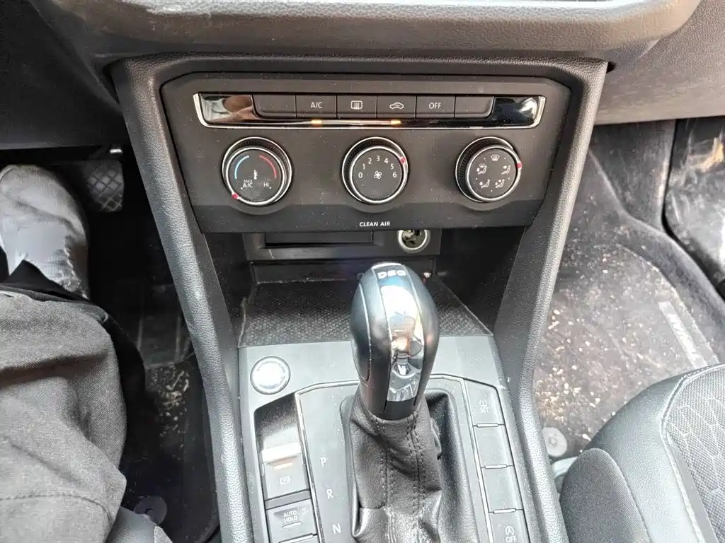 Volkswagen Tiguan L — миниатюра 6