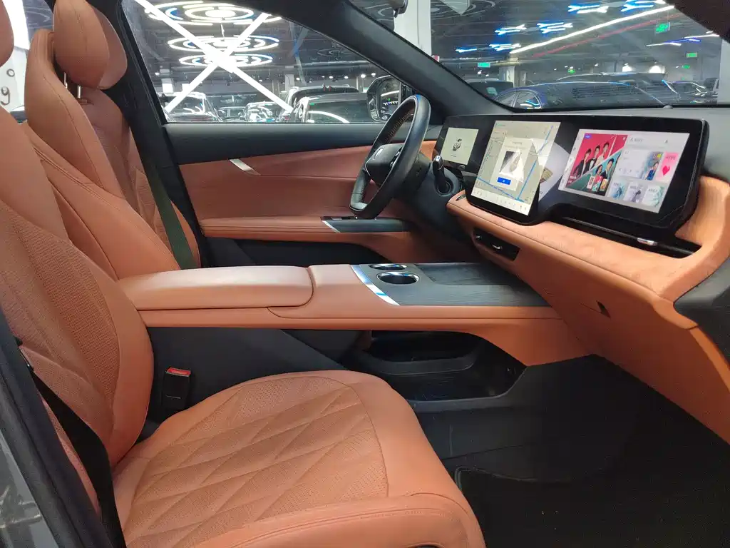 Changan Changan CS75PLUS — миниатюра 6