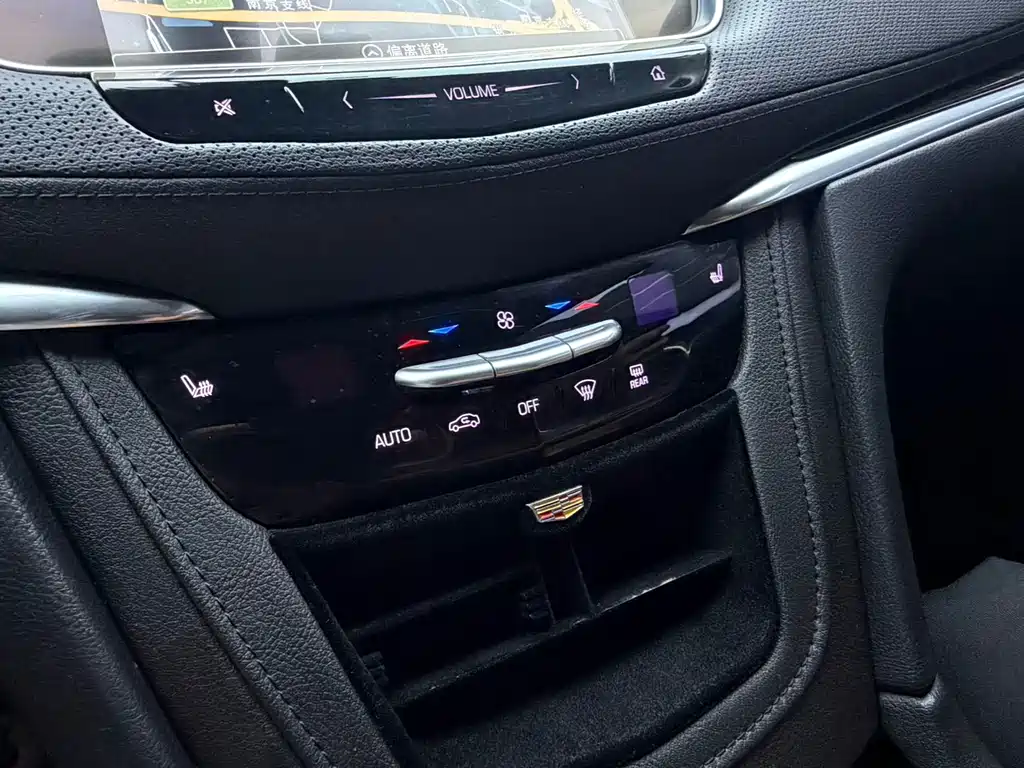 Cadillac XT5 — миниатюра 10