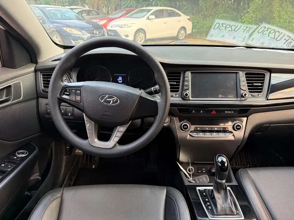 Hyundai Mistra — миниатюра 4