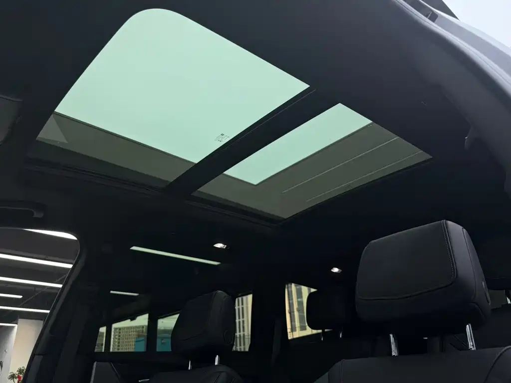 Cadillac XT6 — миниатюра 13