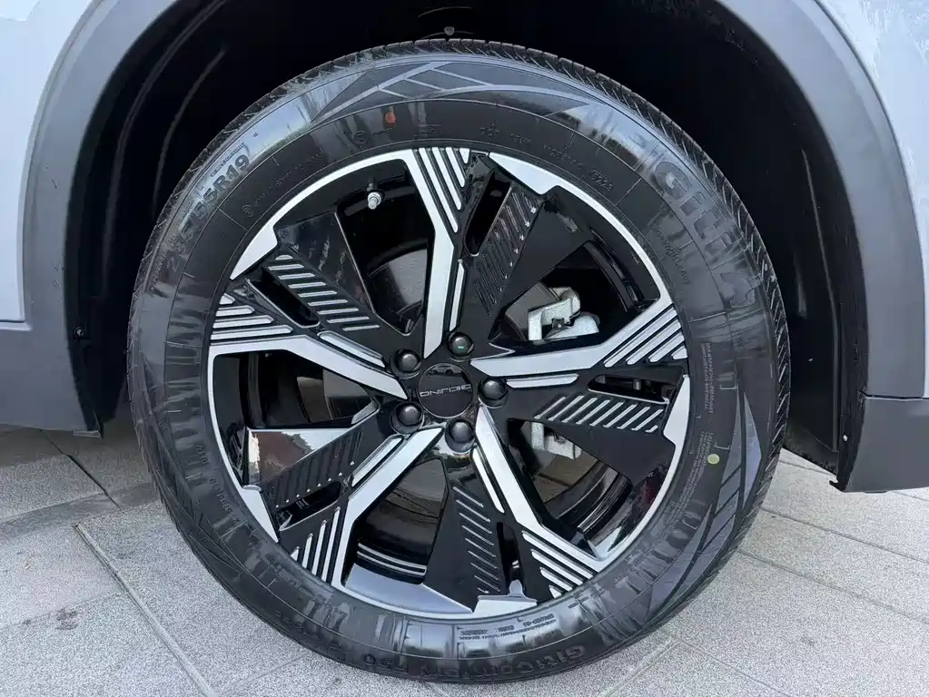 BAIC X7 — миниатюра 16