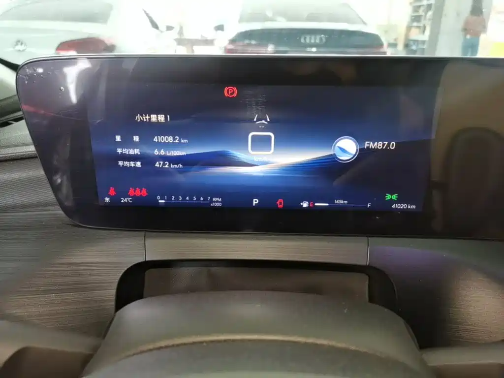Buick Verano — миниатюра 12