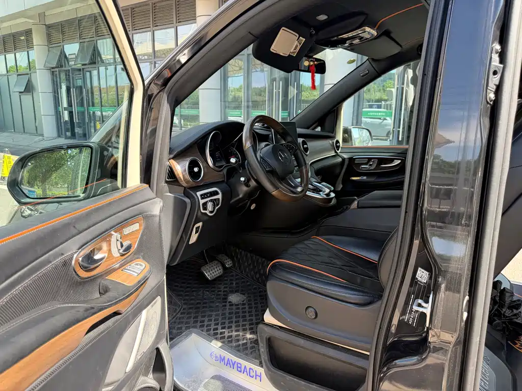 Mercedes-Benz V-Class — миниатюра 4