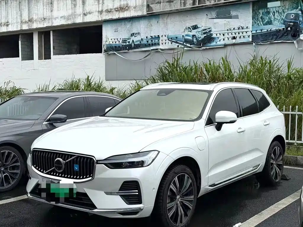 Volvo XC60 PHEV 2023