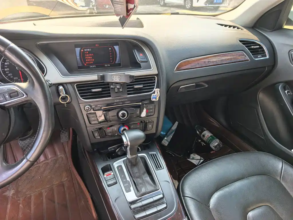 Audi A4L — миниатюра 12
