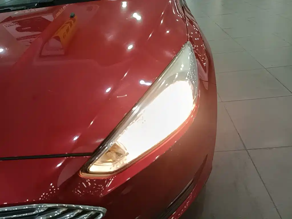 Ford Focus — миниатюра 24