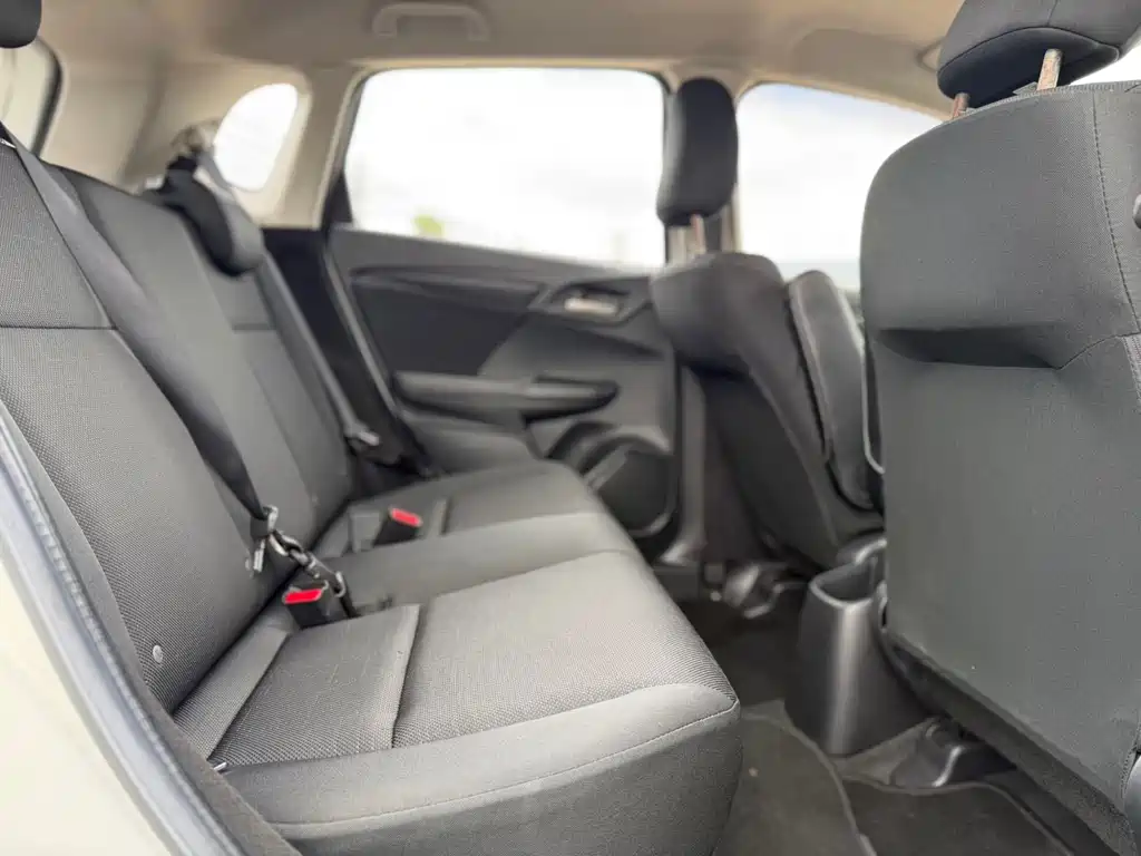 Honda Fit — миниатюра 13