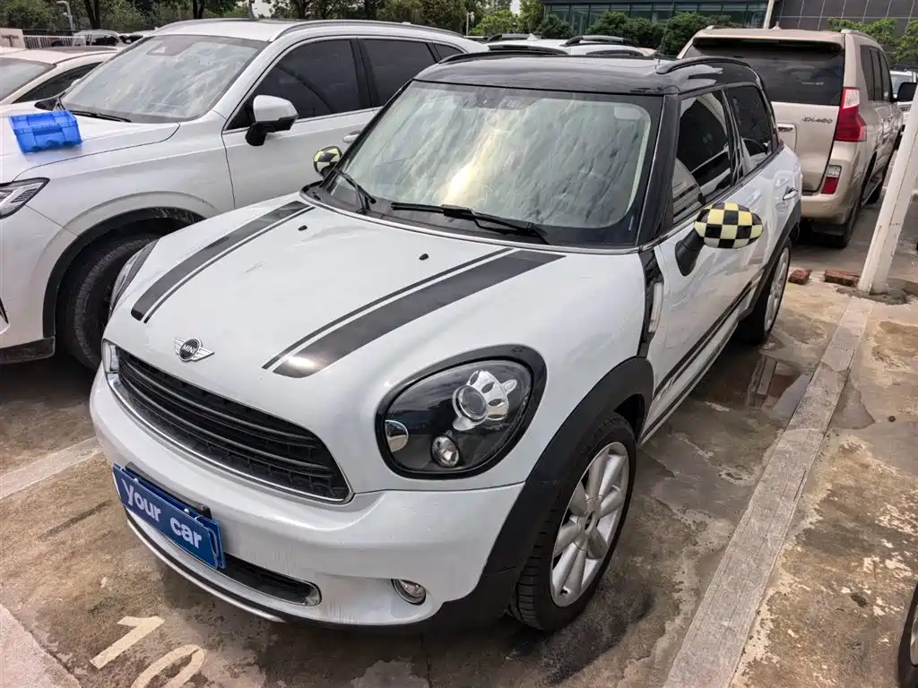 Mini Mini Countryman 2016