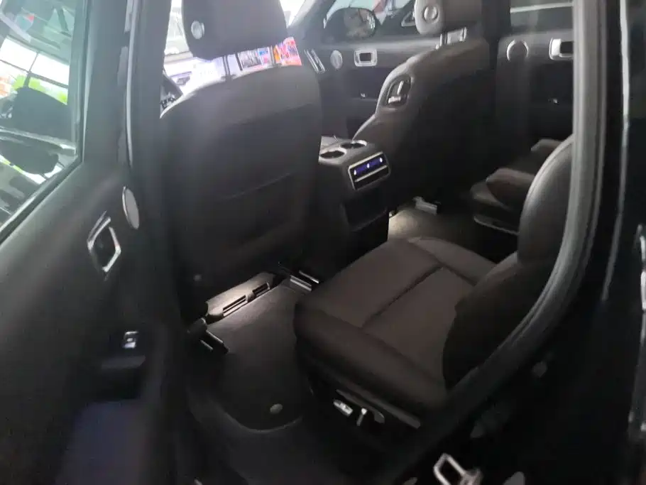 Li Auto Li L8 — миниатюра 11