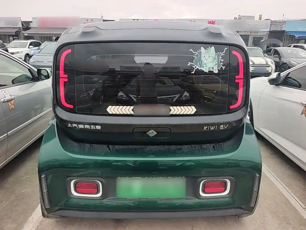 Baojun KiWi EV — миниатюра 6