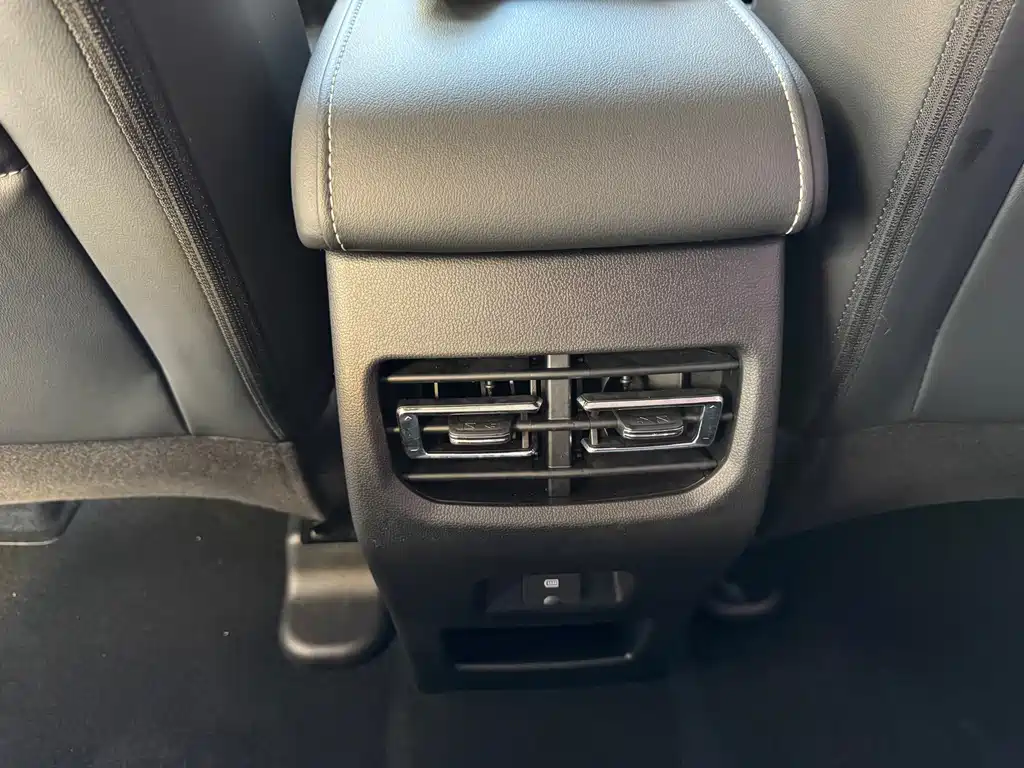 Haval M6 — миниатюра 11