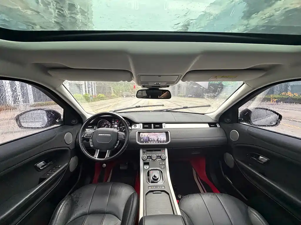 Land Rover Evoque — миниатюра 7