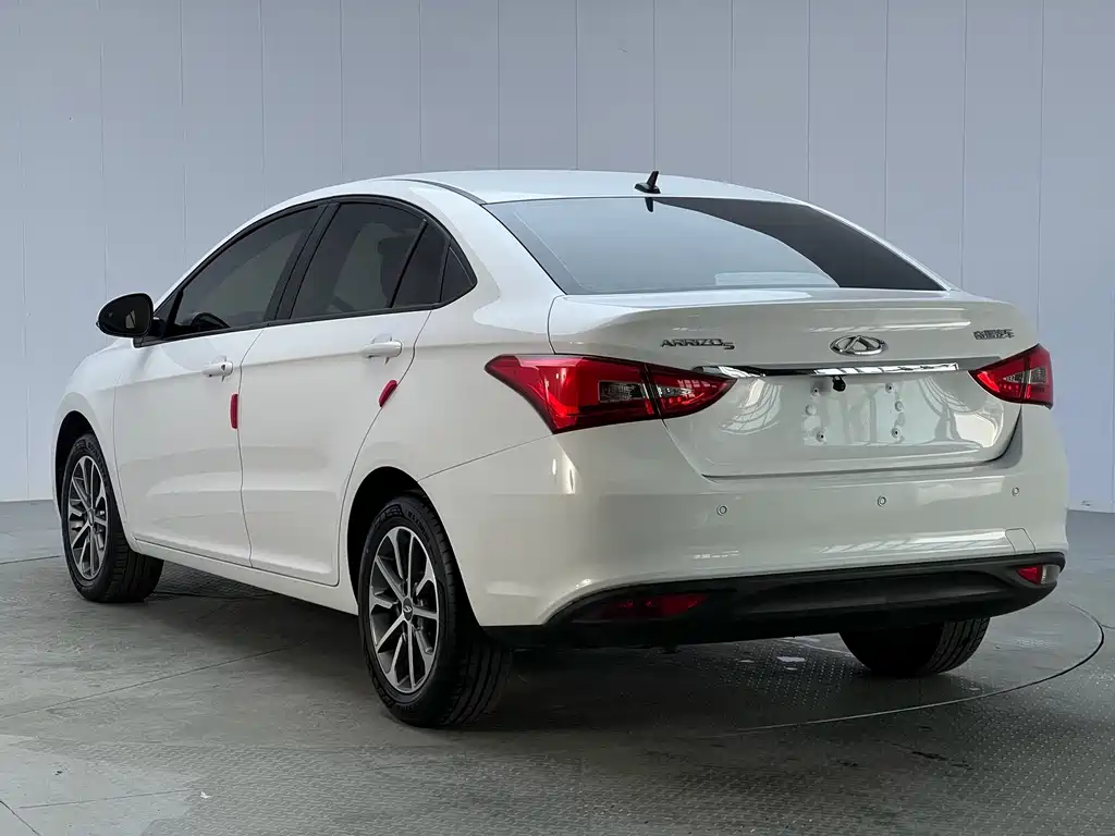 Chery Arrizo 5 — миниатюра 14