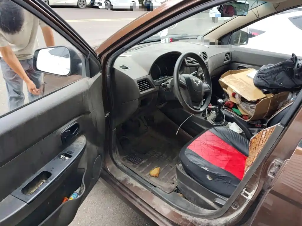 Wuling Hongguang — миниатюра 17