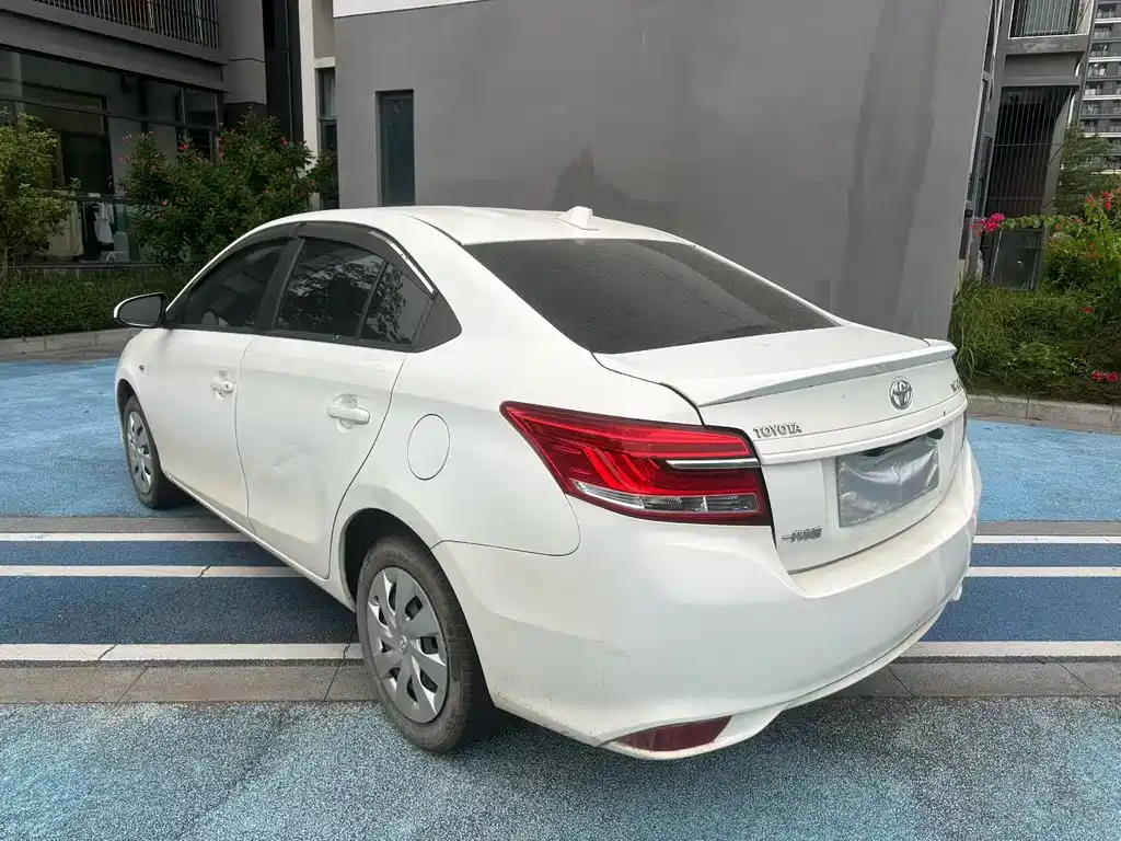 TOYOTA VIOS