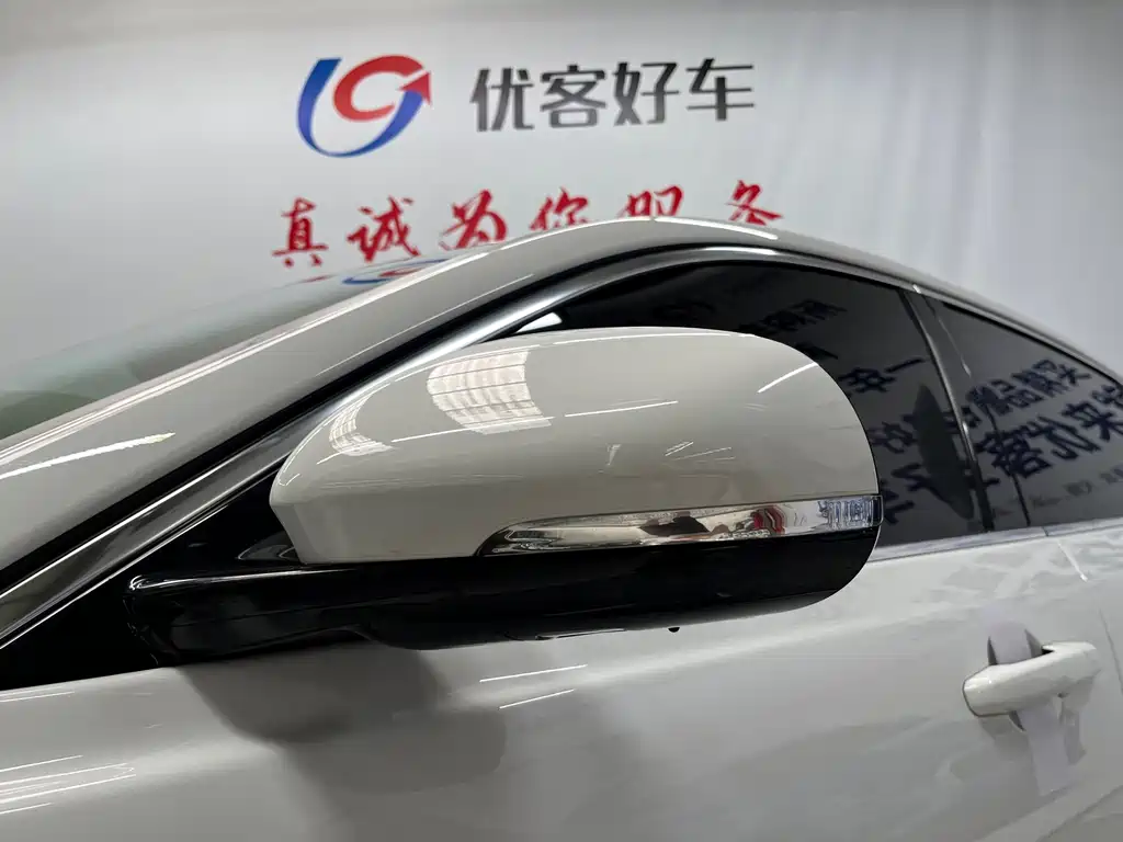 Jaguar XEL — миниатюра 5