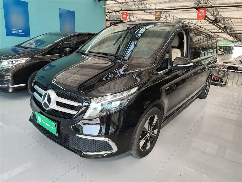 Mercedes-Benz V-Class 2024