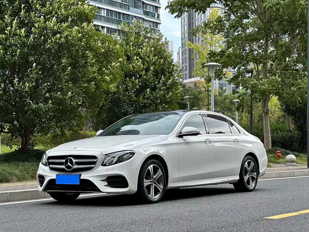 Mercedes-Benz E-Class 2020