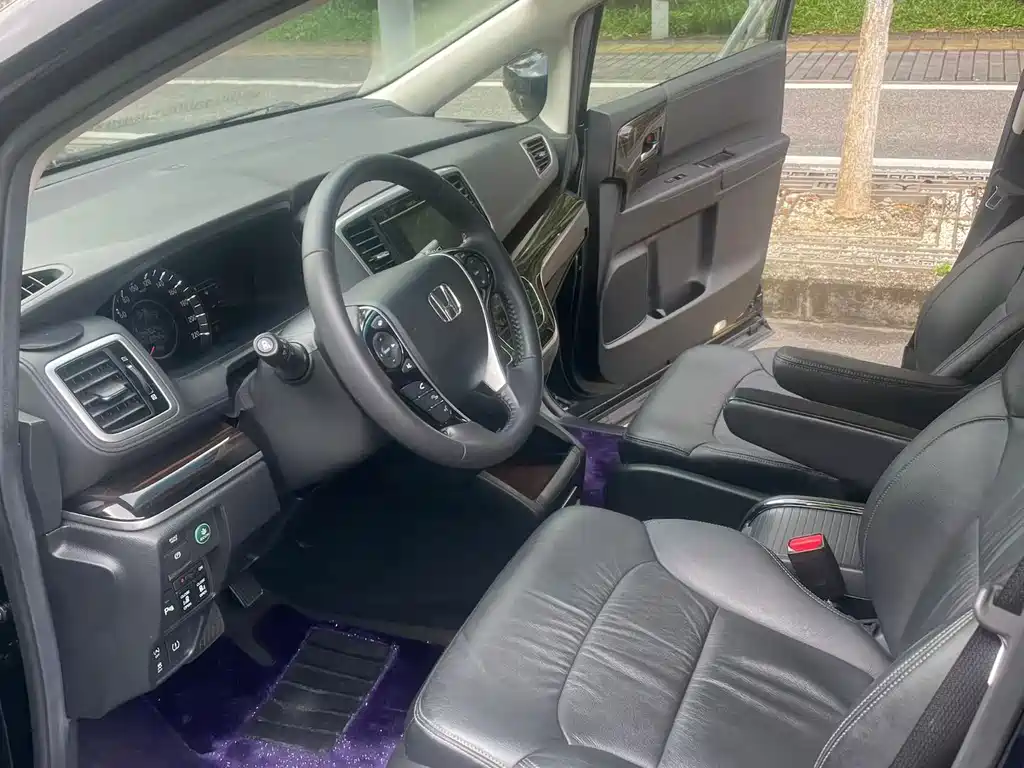 Honda Odyssey — миниатюра 5