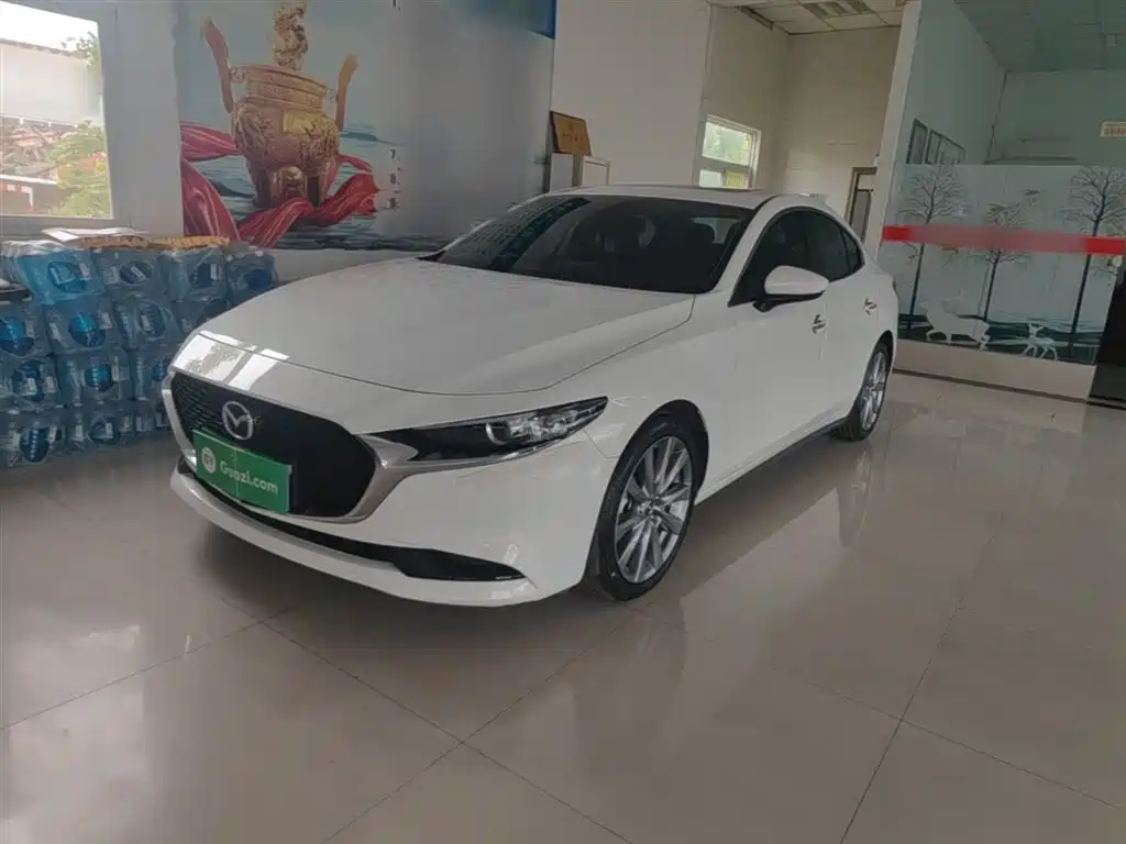 Mazda 3 Axela 2025