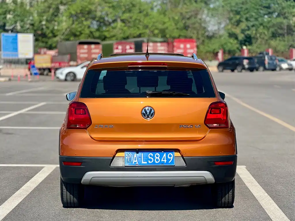 Volkswagen Polo — миниатюра 5