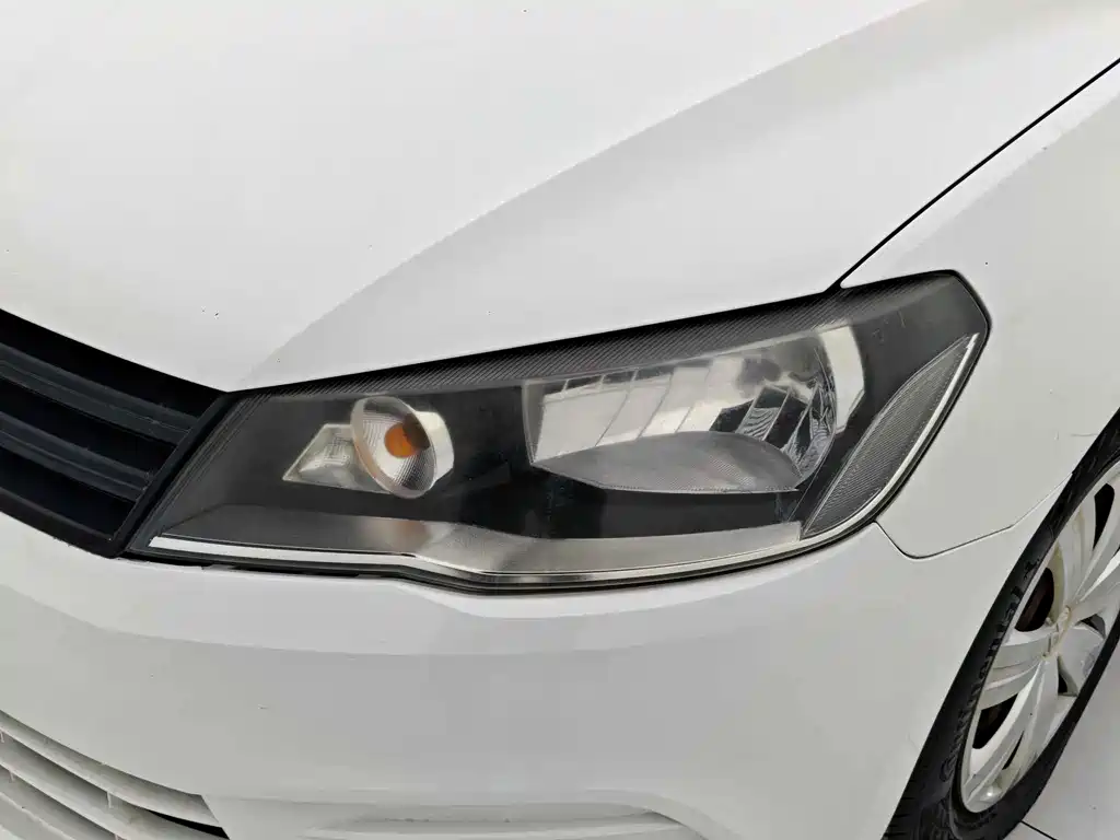 Volkswagen Jetta — миниатюра 22