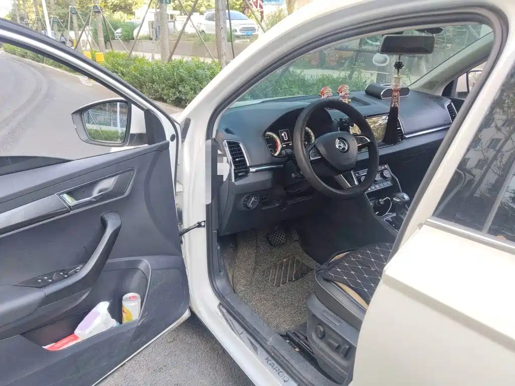 Skoda Karoq — миниатюра 12